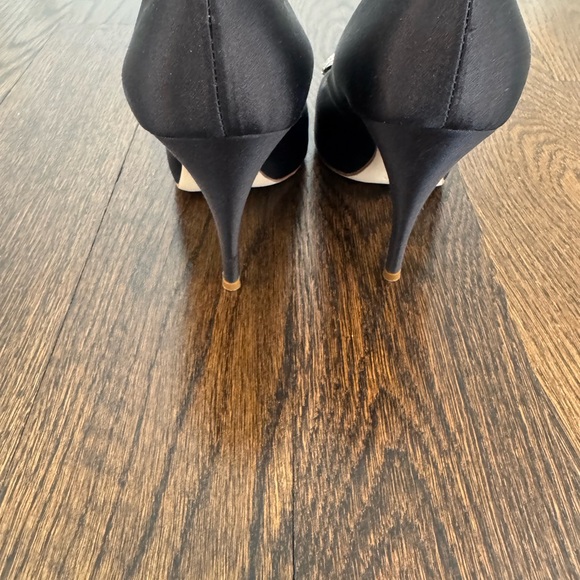 Giuseppe Zanotti Black Satin Heels With Crystal Bow - Picture 4 of 10